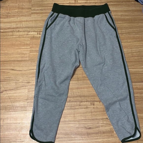Fabletics Pants - Fabletics ankle length sweatpants